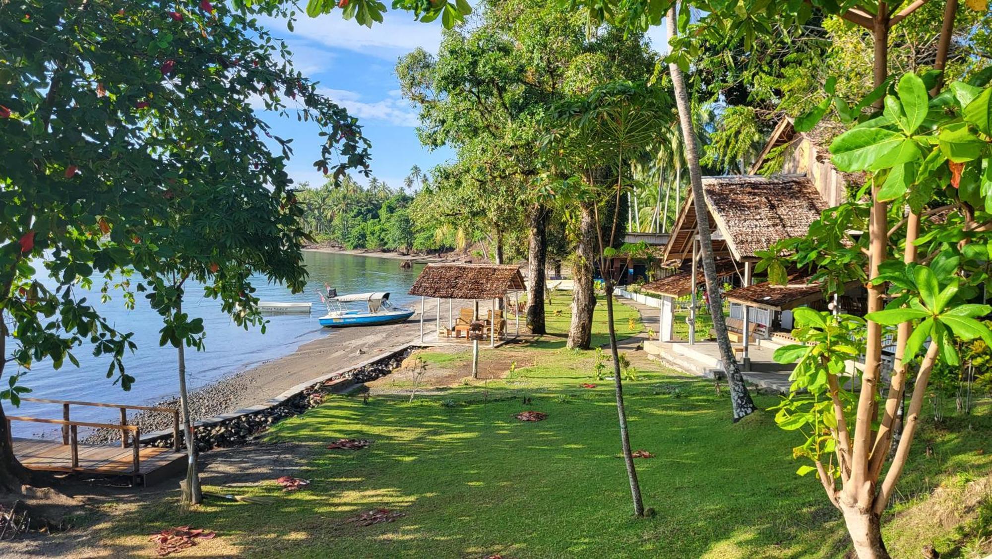 Pristine Paradise Dive Resort - Togean Islands, Una Una Pulau Unauna Eksteriør bilde